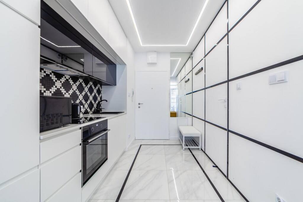 Stylowy Apartament Centrum Warszawy Z Tarasem Warsaw Ngoại thất bức ảnh