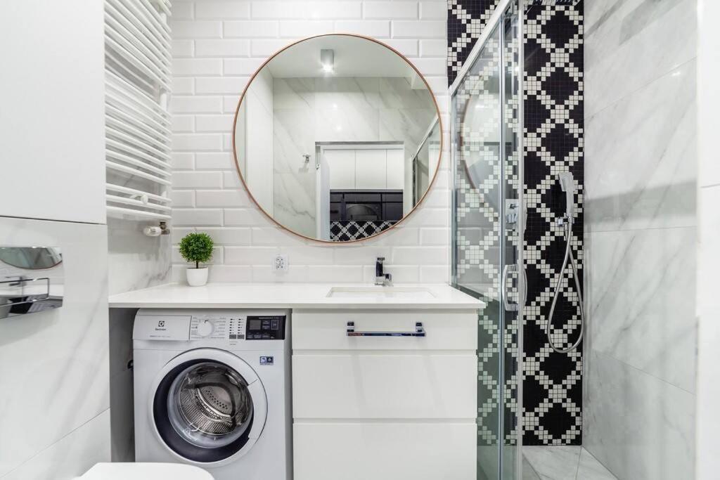 Stylowy Apartament Centrum Warszawy Z Tarasem Warsaw Ngoại thất bức ảnh